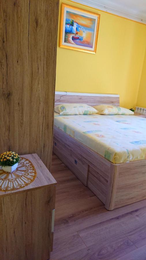Apartments Vesna Kampor Extérieur photo